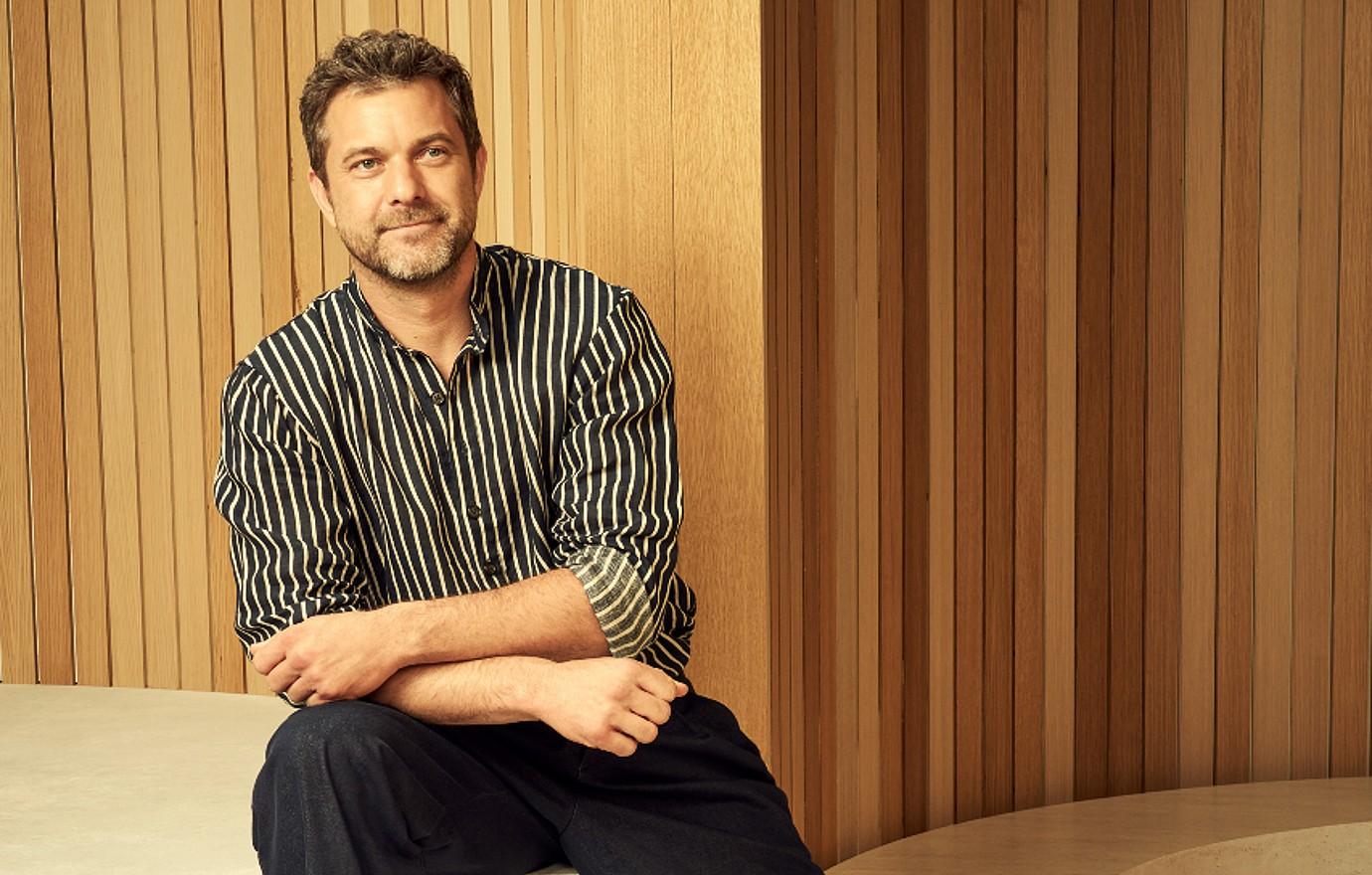 Joshua Jackson Reveals His Secret Behind Staying So Fresh Lovely