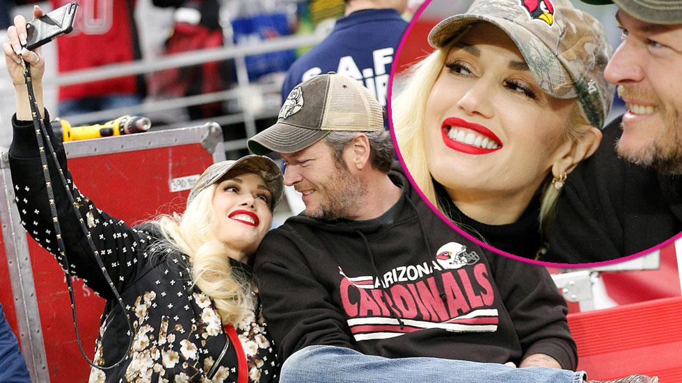 Flirty Fans Gwen Stefani And Blake Shelton Cant Keep Their Hands Off