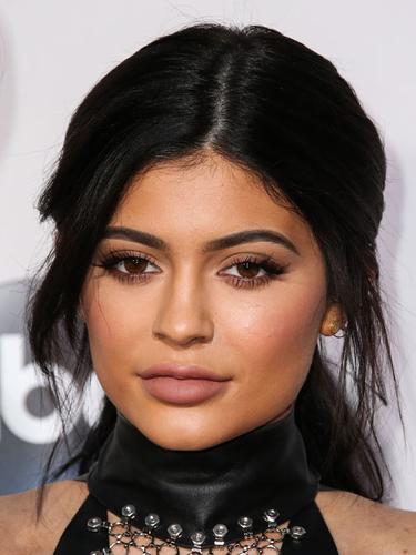 Nearly Nude See Kylie Jenner Topless As She Complains About Fame