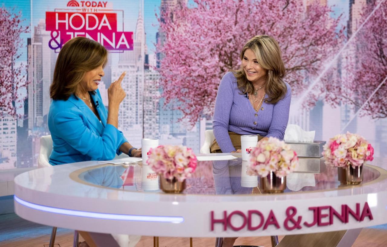 Hoda Kotb Jenna Bush Hager Set Her Up With Mystery Man