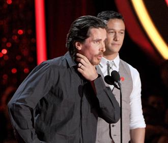 Christian Bale Cries Remembering Dark Knight Co Star Heath Ledger At