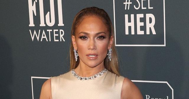 Jennifer Lopez Poses Completely Nude On Her New Album Cover Photo