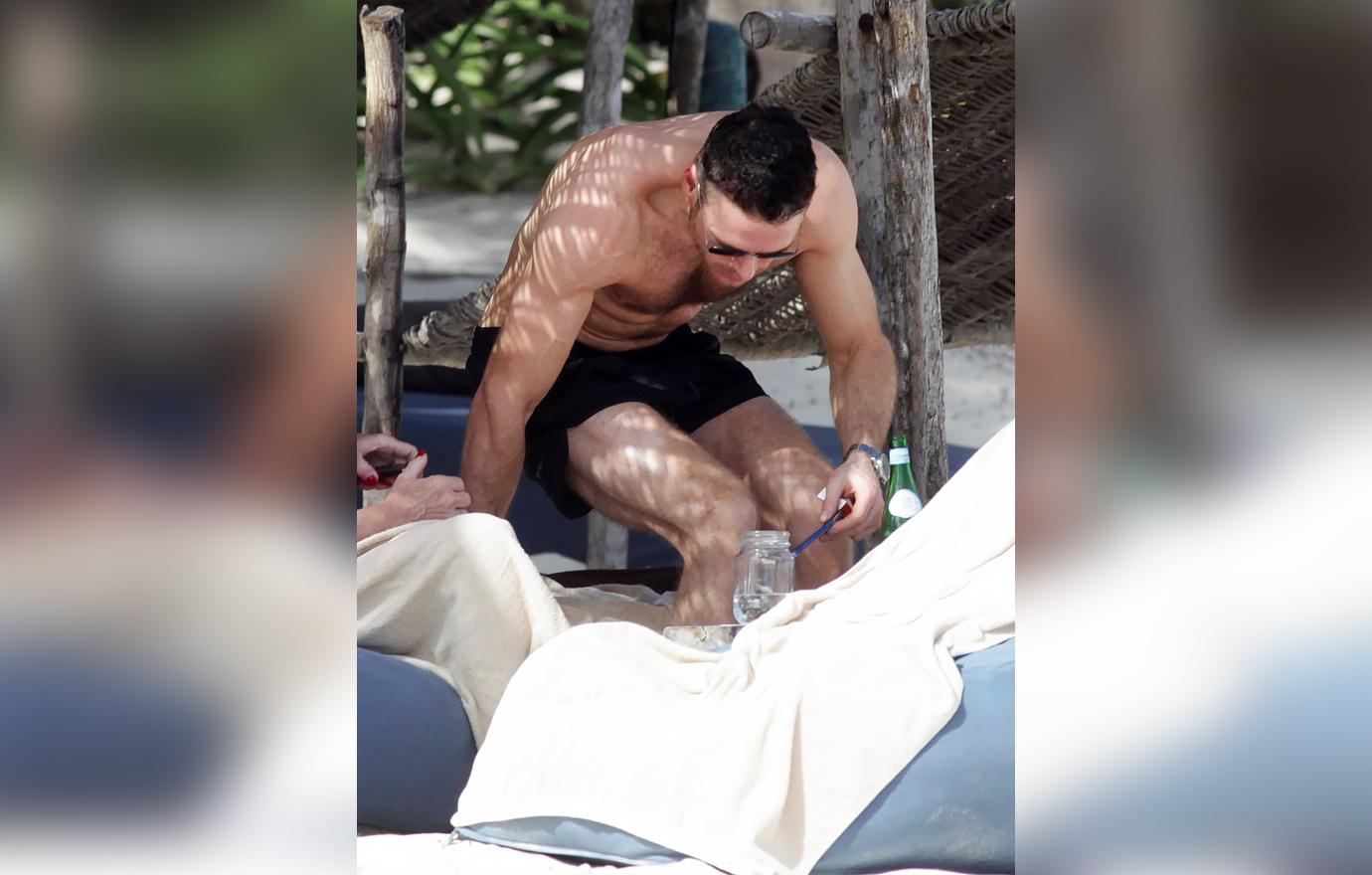 Richard Madden Showcases Ripped Body In Mexico Photos