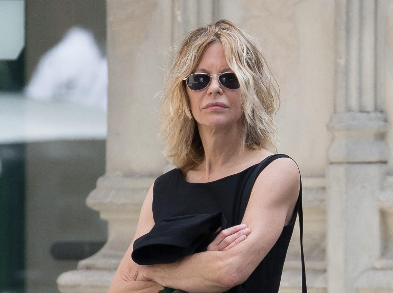 Meg Ryan Nearly Unrecognizable In First Outing After 6 Months