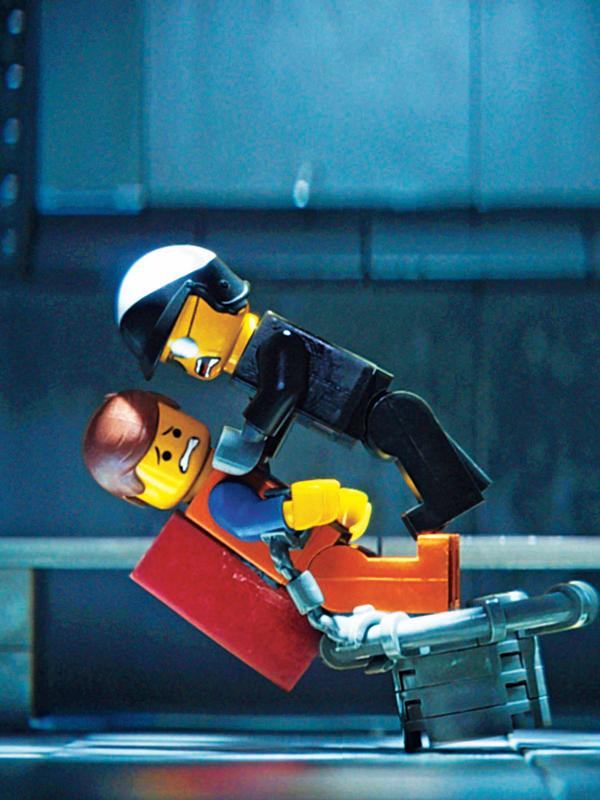 THE LEGO MOVIE, from left: Emmet Brickowoski (voice: Chris Pratt), Bad Cop/Good Cop (voice: Liam Nee