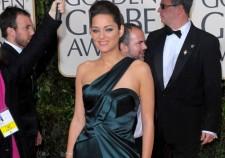 2010__01__marion_cotillard_golden_globe_main 225×158.jpg