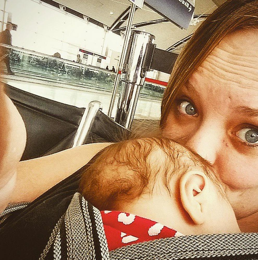 Catelynn lowell novalee airplane selfie