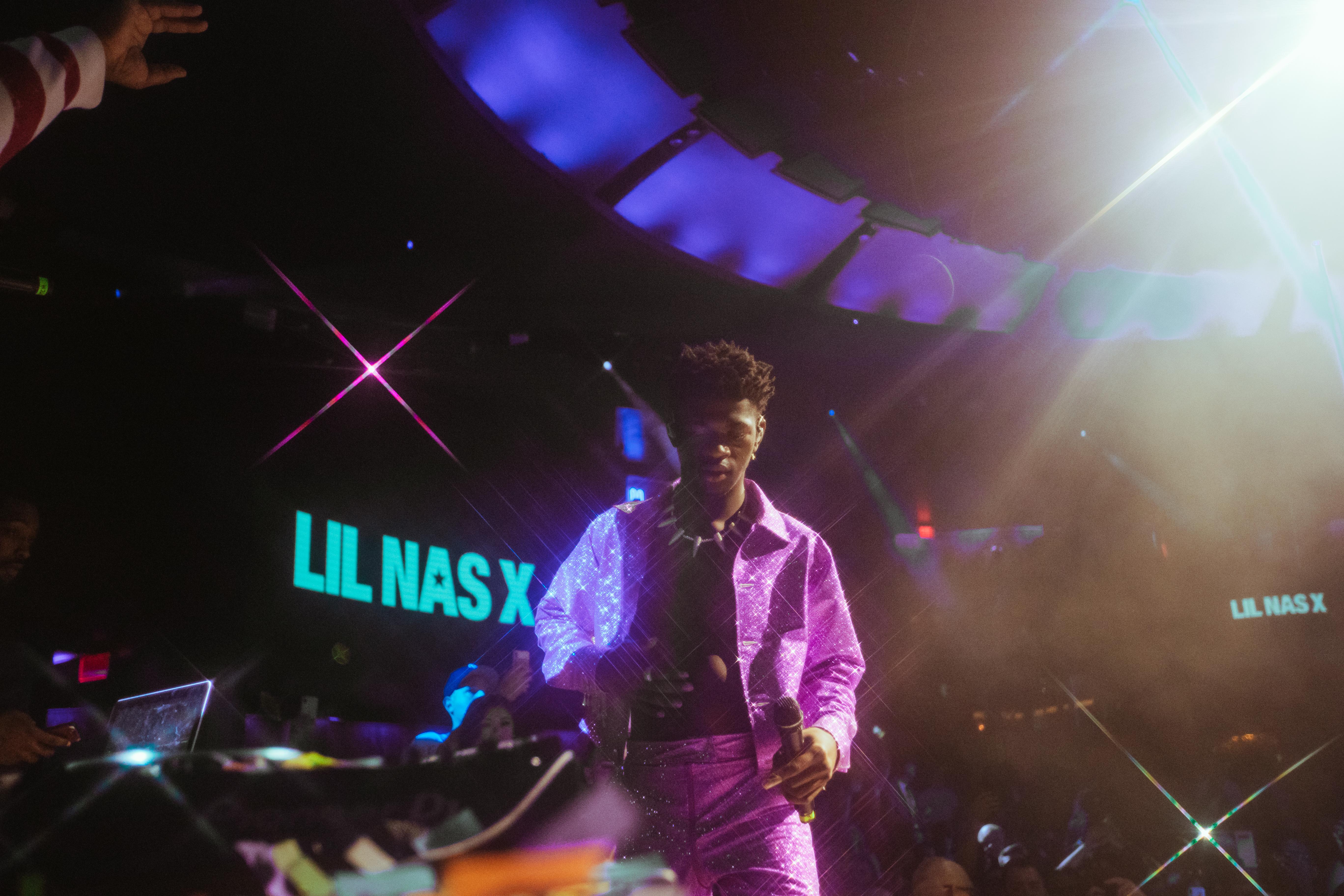 Straight off his new remix, hip hop artist Lil Nas X brought the “Old Town Road” to Vegas on Saturday night with an epic performance at KAOS Nightclub.Straight off his new remix, hip hop artist Lil Nas X brought the “Old Town Road” to Vegas on Saturday night with an epic performance at KAOS Nightclub.