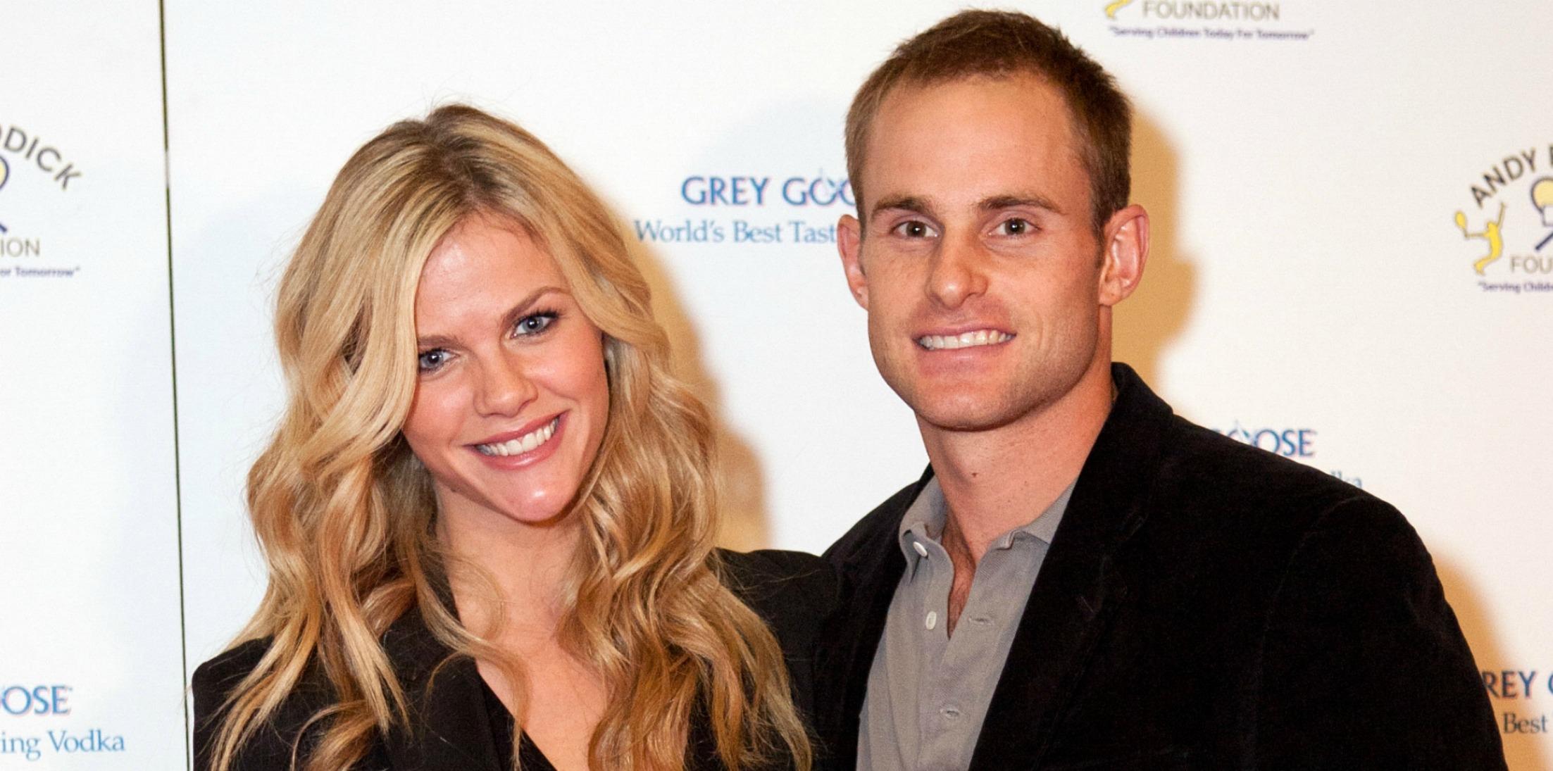 Andy Roddick Wife Brooklyn Decker Pregnant Daughter Long