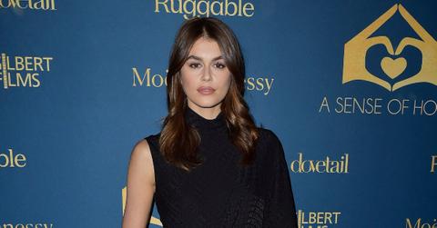 kaia gerber mixed reactions confessing loves to cry in shower