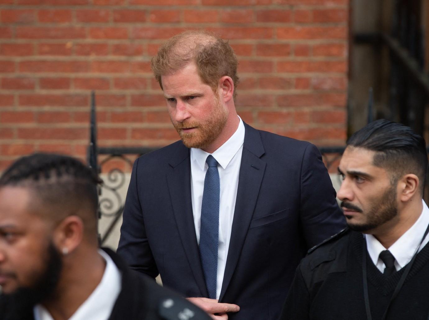 prince harry ruined chance reconciling royals shading lawsuit hearing