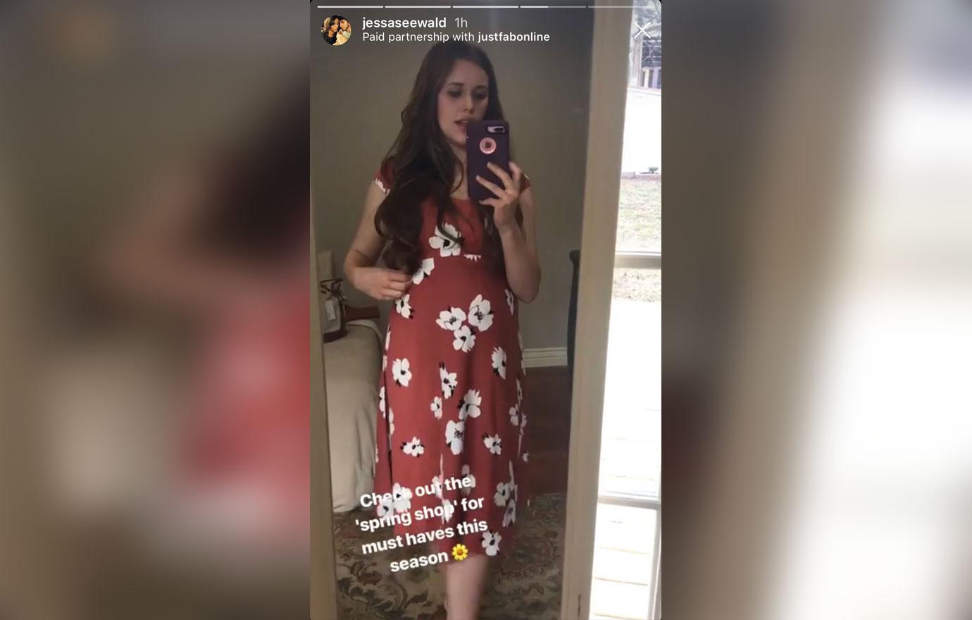 Jessa Duggar baby bump