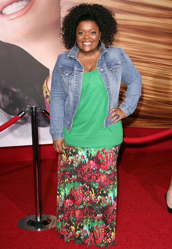 Yvette Nicole Brown 3