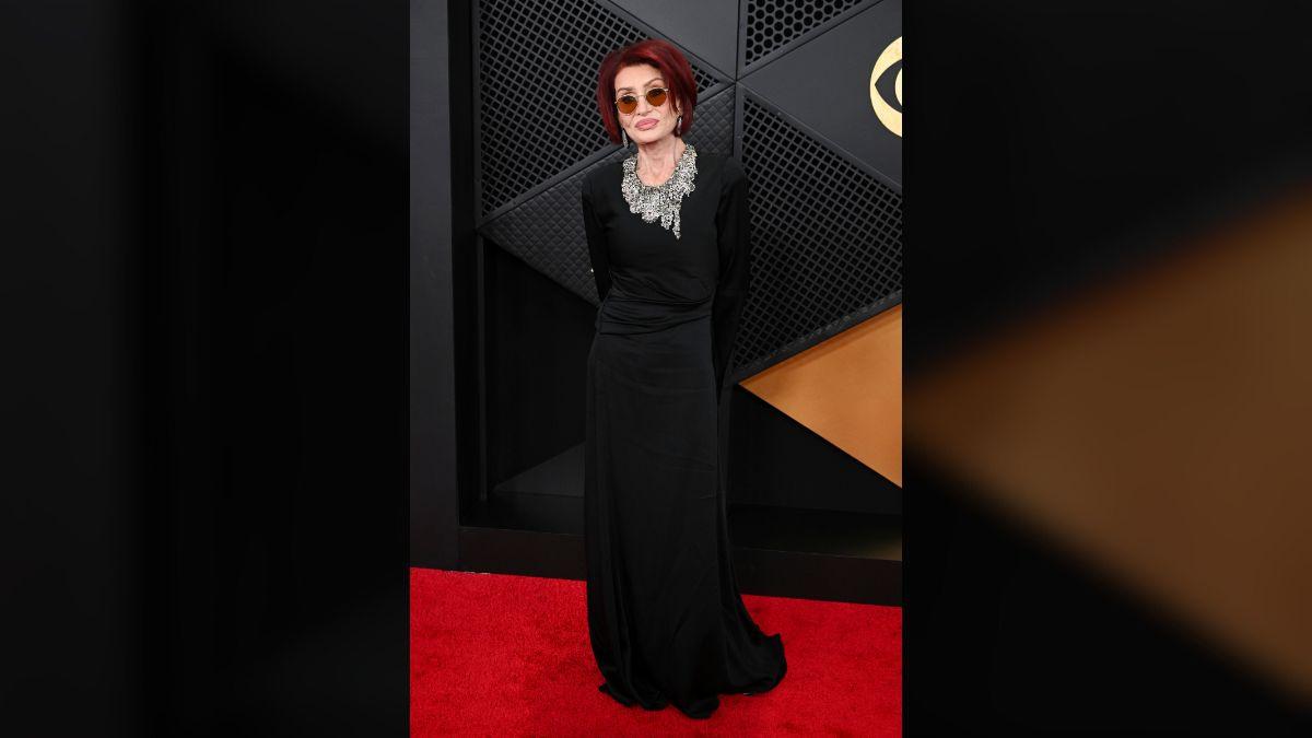Photo of Sharon Osbourne said grief came for her in 'waves.'