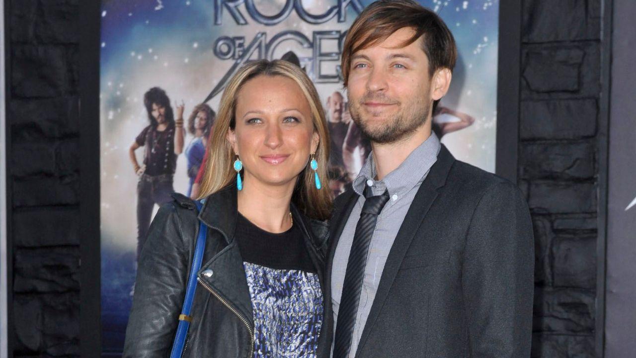 image of The former spouses finalized their legal divorce right before the tropical wedding.