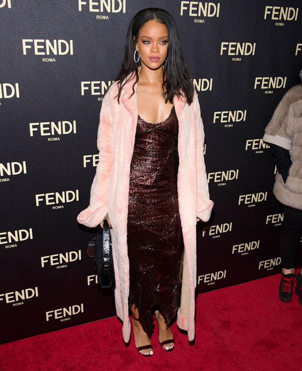 Rihanna best pink outfits looks 20