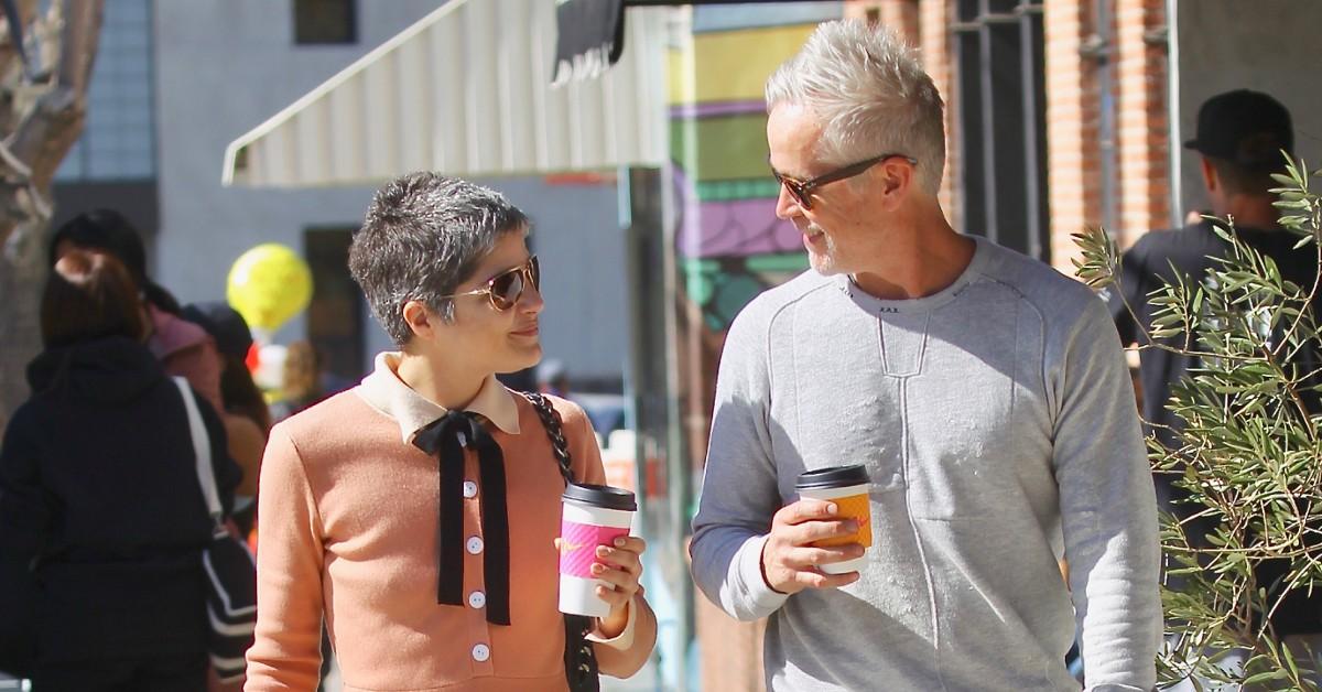 Alex Rodriguez keeps it casual in a white T-shirt as he leaves Katie  Holmes' apartment building