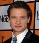 2011__01__Jeremy_Renner_Jan10 136&#215;150.jpg