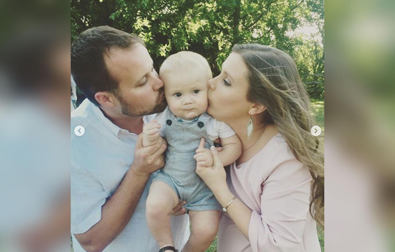 Anna Duggar Josh Duggar son Mason