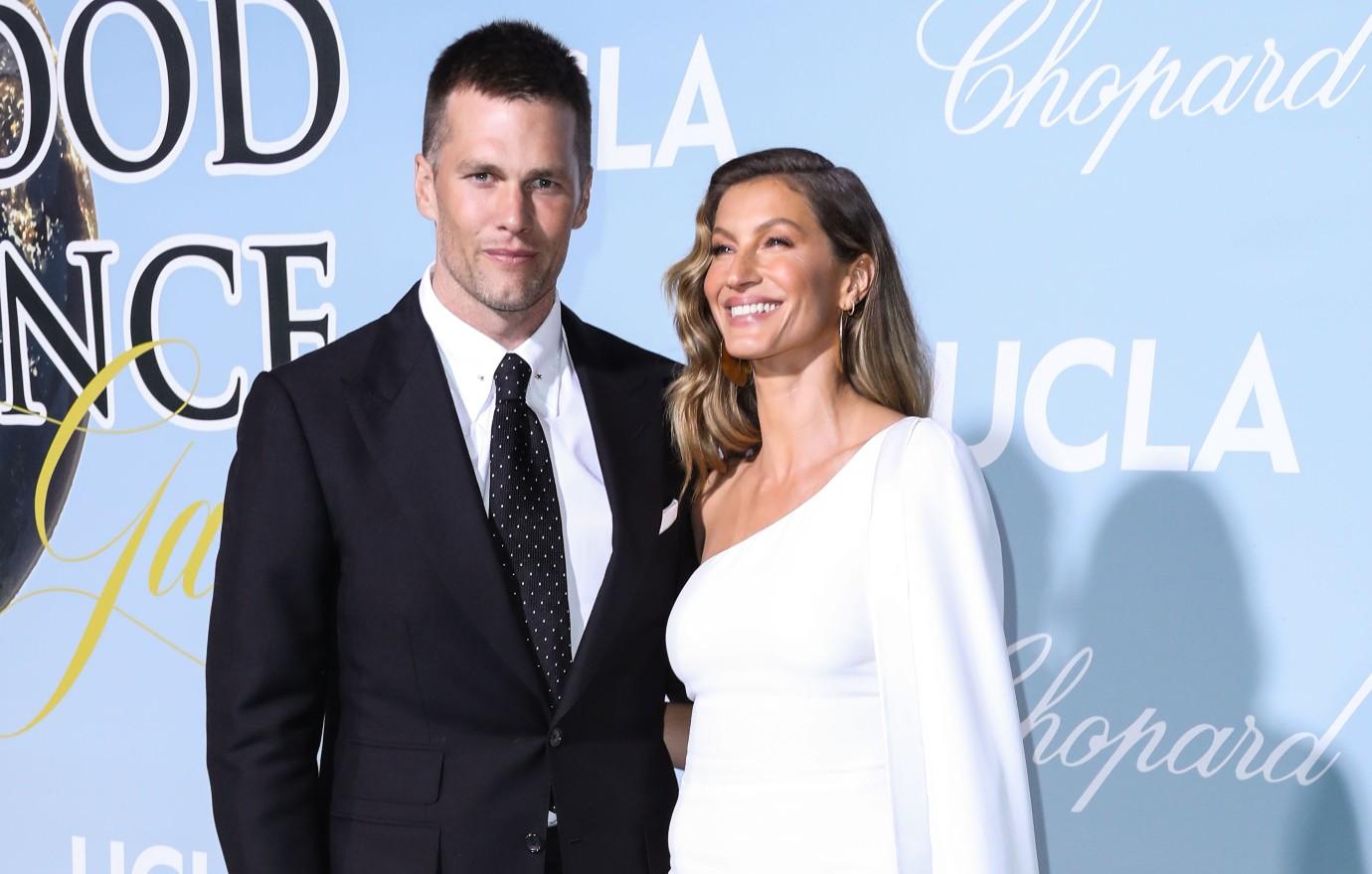 Gisele Bündchen Steps Out Without Her Wedding Ring Amid Tom Brady Marriage  Trouble