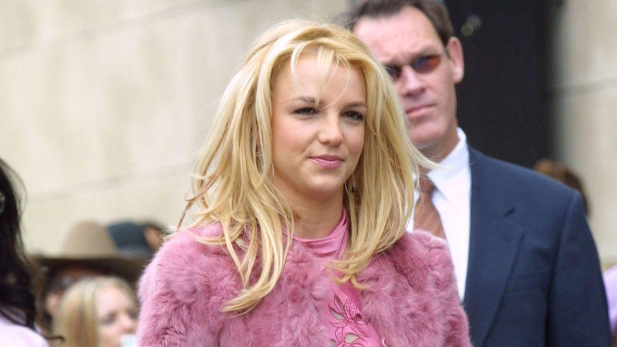 britney spears biggest scandals arrests mental health crises