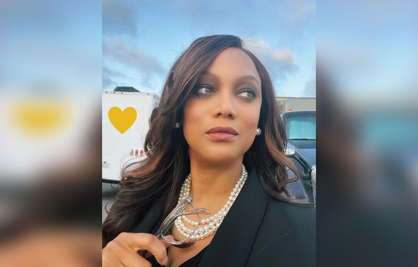 thirst trap alert tyra banks teases sexy selfie