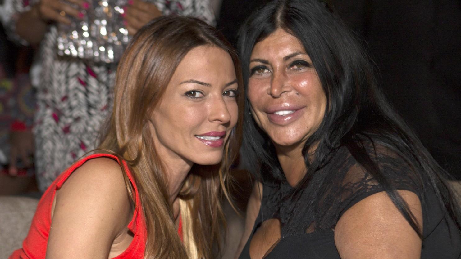 Photo of Drita D'Avanzo and Angela Raiola. 