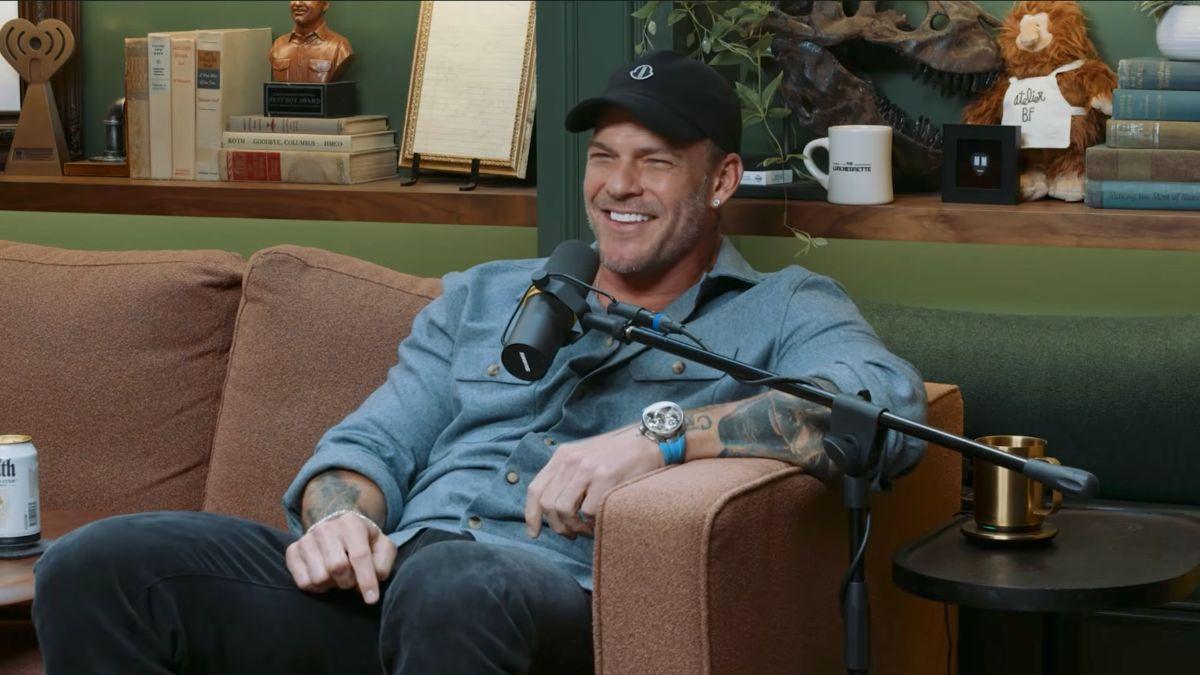 image of Alan Ritchson said the confrontation unfolded while he was riding motorbikes with his children.