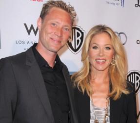 2010__04__christina_applegate_april16_mb 287×300.jpg
