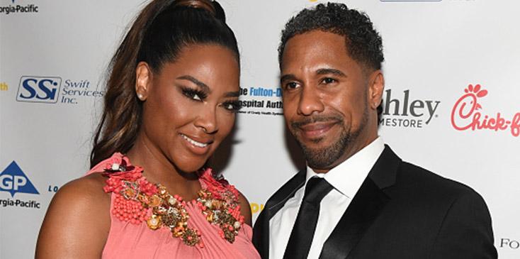 Kenya moore shares ultrasound video amid pregnancy hoax rumors