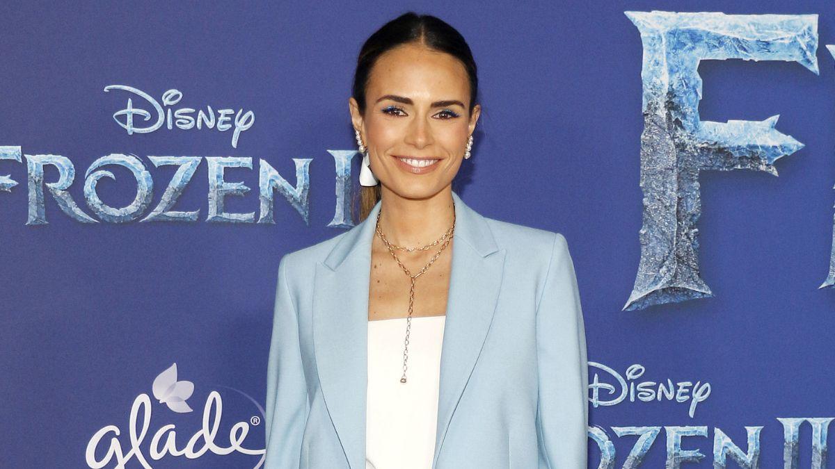 Photo of Jordana Brewster