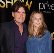 2010__02__charlie_sheen_feb8 225&#215;221.jpg