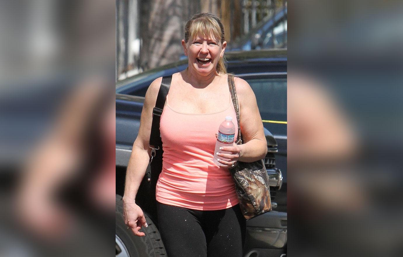 Allison Janney Cheers On A Tearful Tonya Harding’s ‘DWTS’ Premiere