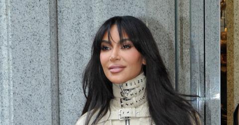 kim kardashian praised natural skin unfiltered makeup free selfie