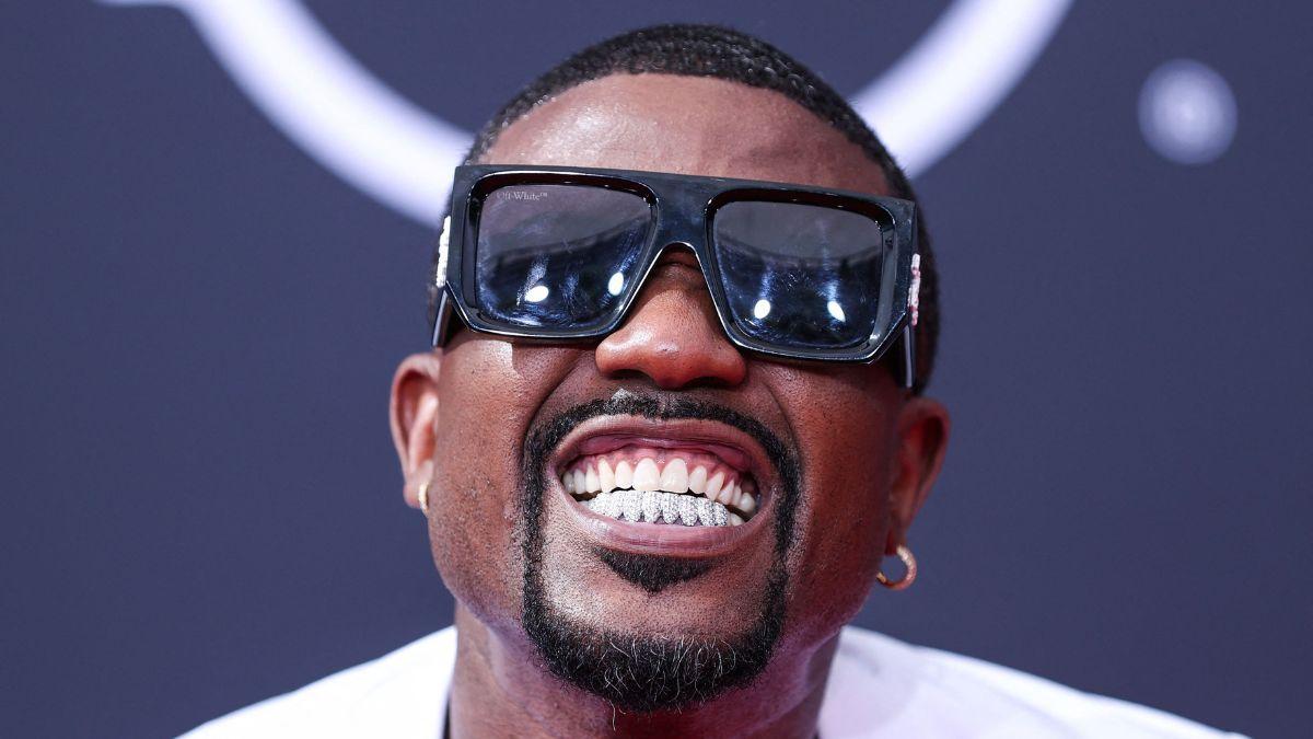 Image of The R&B singer claimed his heart had turned 'black' from substance abuse.
