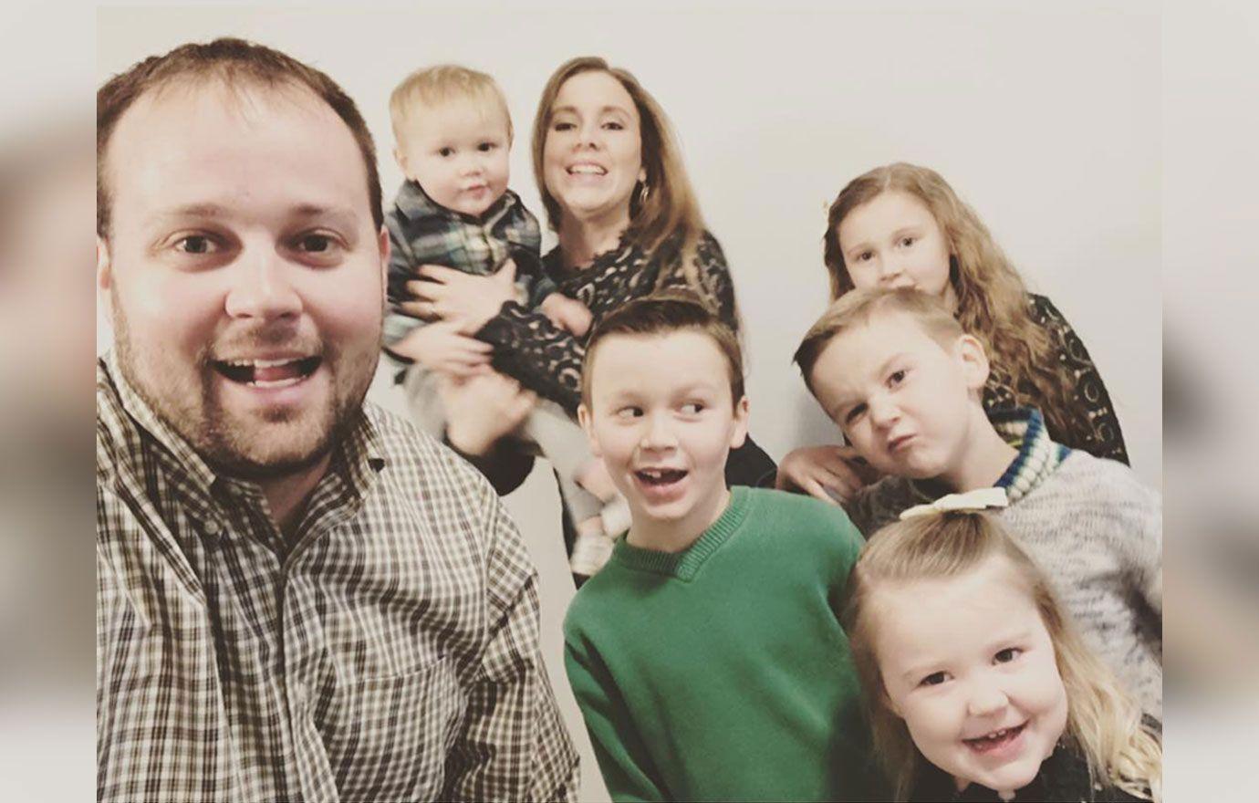 josh duggar anna ig