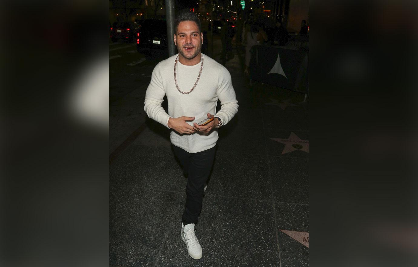 Ronnie ortiz magro baby mama allegedly punched hit him with phone 03