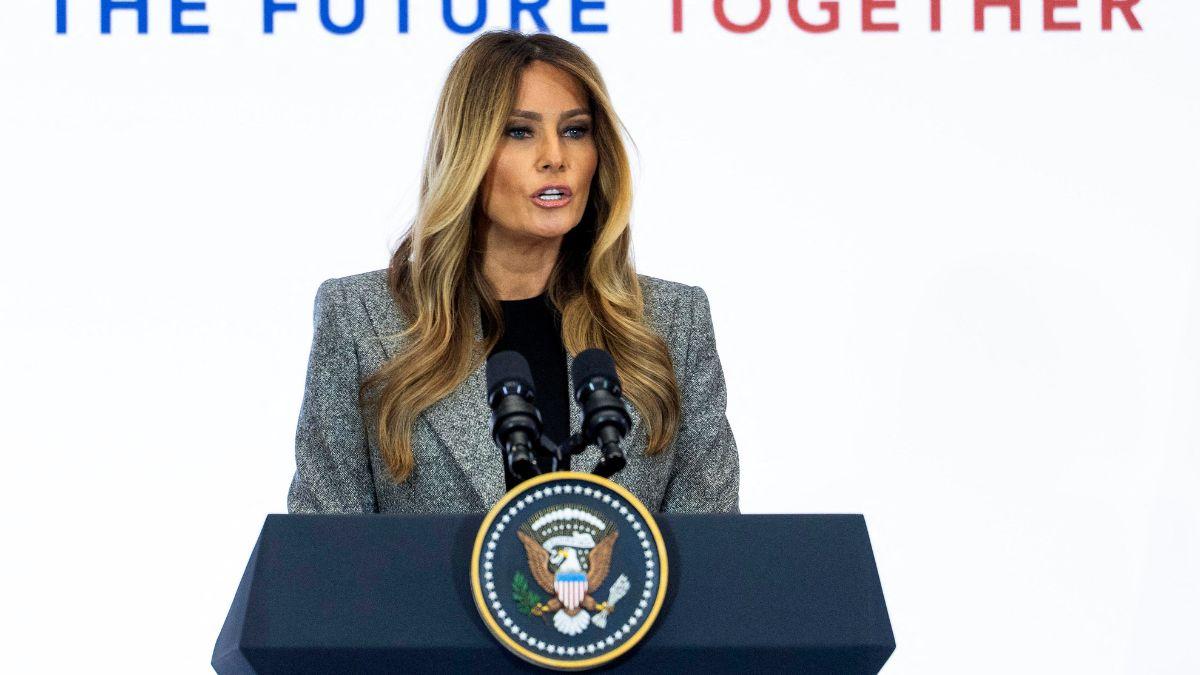 image of Representatives of tech companies were also in the room.