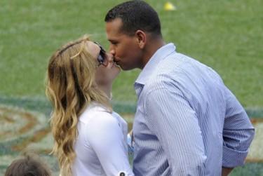 2010__05__alex_rodriguez_diaz_hudsona 375×600.jpg