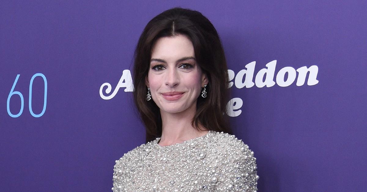 Anne Hathaway Noticed Her NYFW Resemblance To 'The Devil Wears Prada'