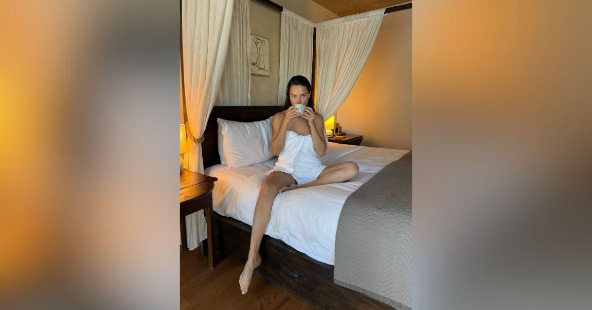 image of The model captioned the post, 'February in LA ☀️.'