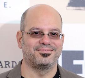 2011__09__david cross sept2 mb modernfamily 271×300.jpg