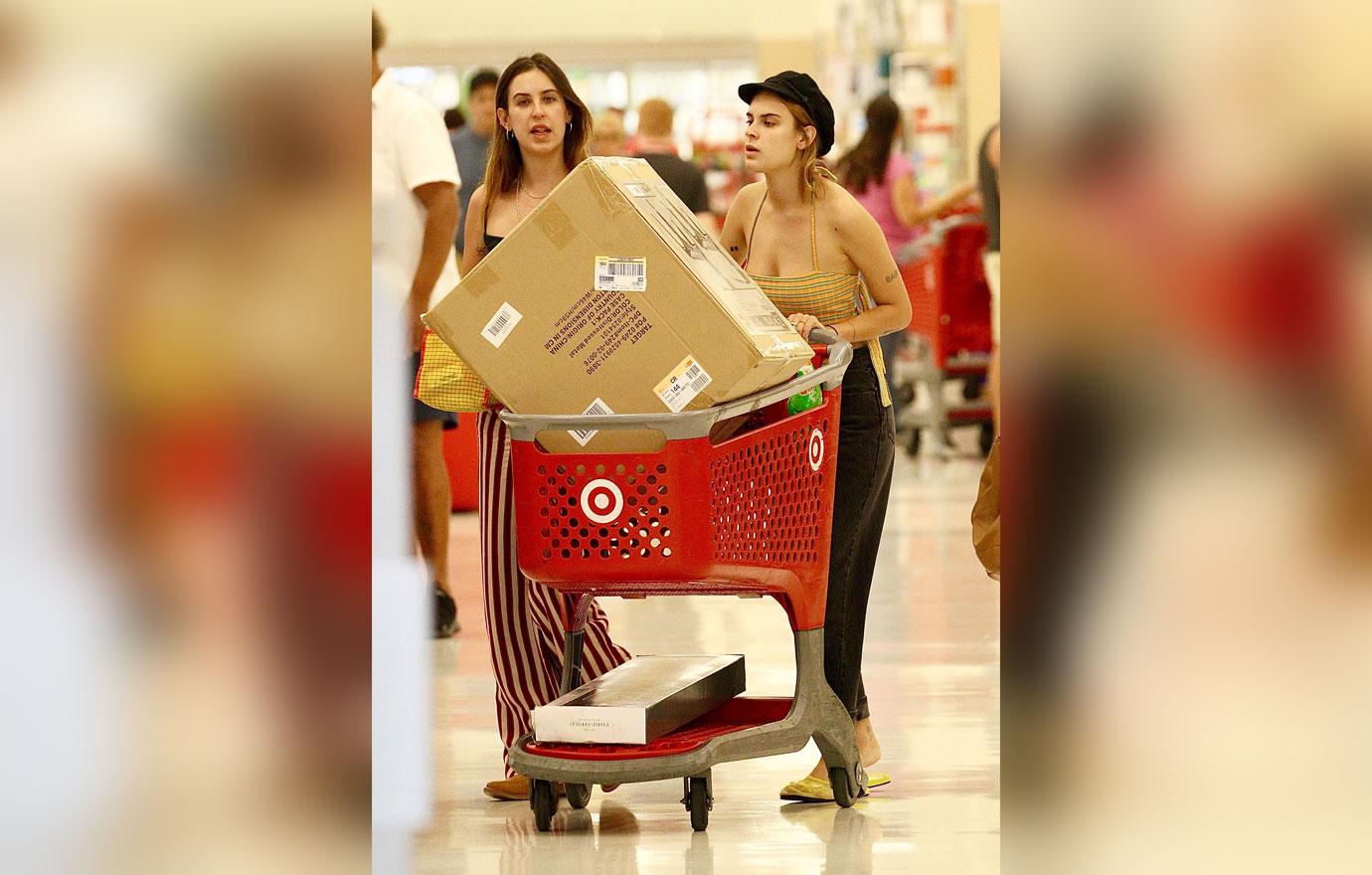 [PICS] Celebrities That Love Target
