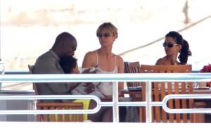 2010__08__seal_klum_08_aug2_53 300×199.jpg