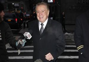 2011__01__Regis_Philbin_Jan20_5a 300×208.jpg