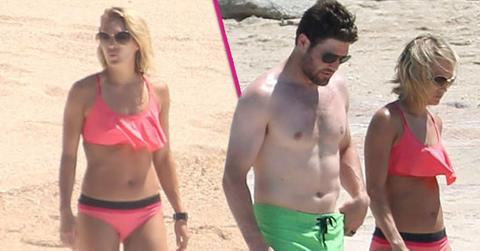 Carrie Underwood Bikini Mike Fisher Shirtless Mexico