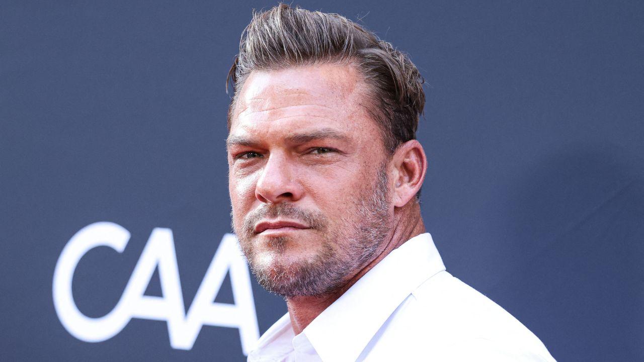 Image of Alan Ritchson.