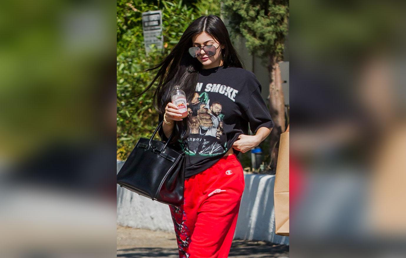 Kylie Jenner Pregnancy Cravings Donuts