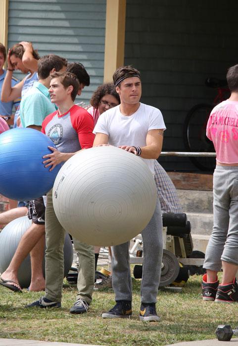 Ok_050913_news_zac efron_ _2.jpg