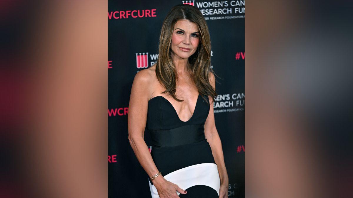 Image of Mossimo Giannulli and Lori Loughlin were married for 28 years.